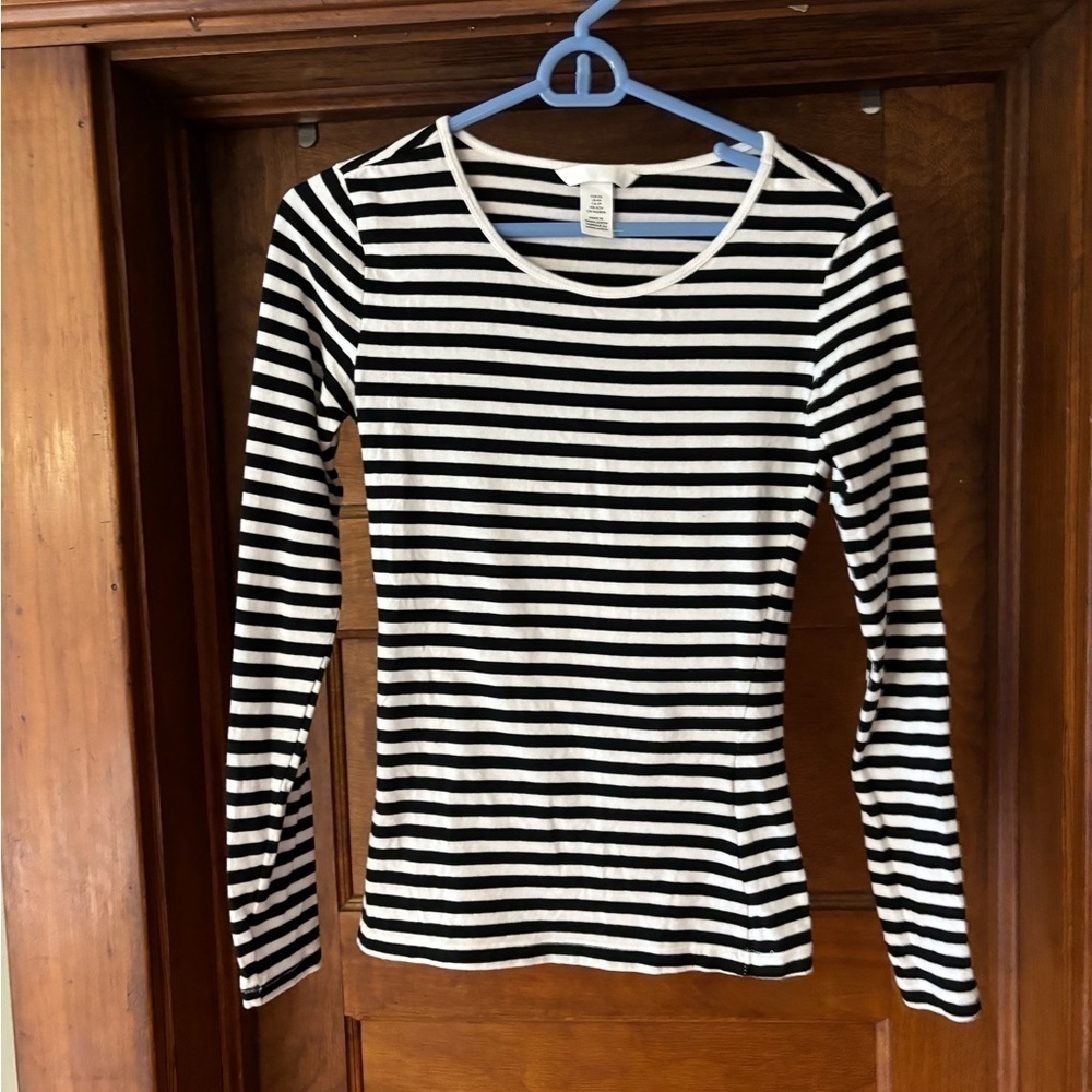 H&M black and white long sleeve size small - Picture 3 of 4